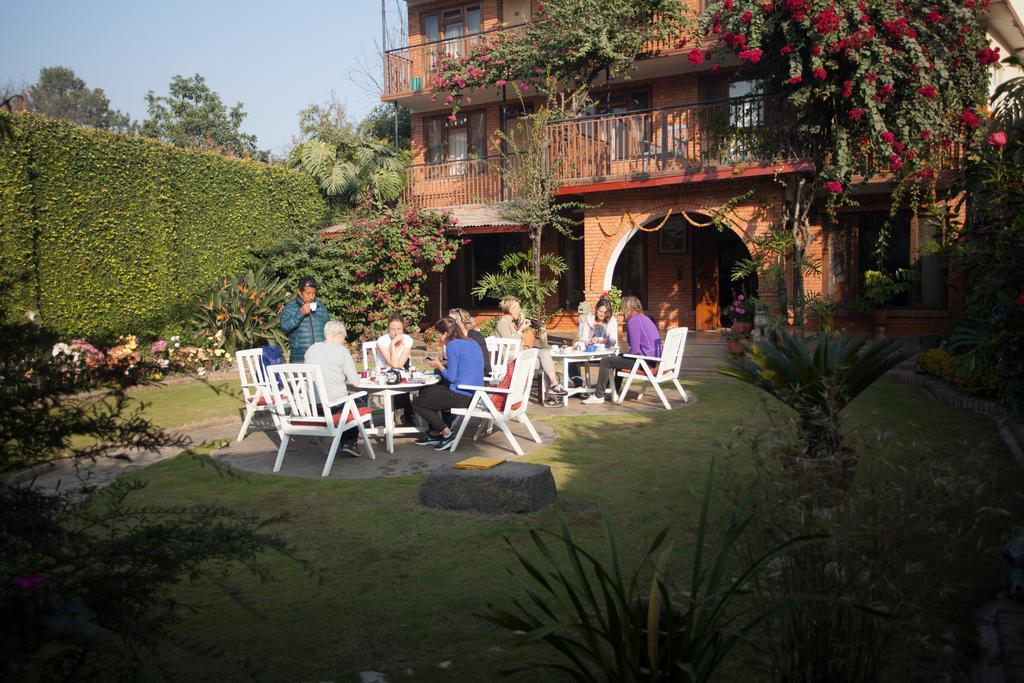 Maya Guest House Thimi Exterior foto